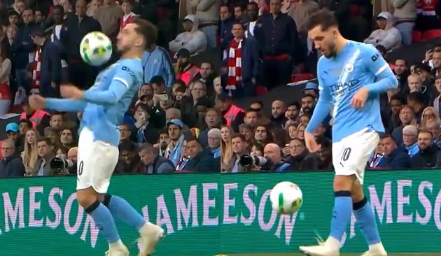 Rayan Cherki và cú tâng bóng tại Wembley: Nghệ thuật hay sự ngạo mạn của một thiên tài?