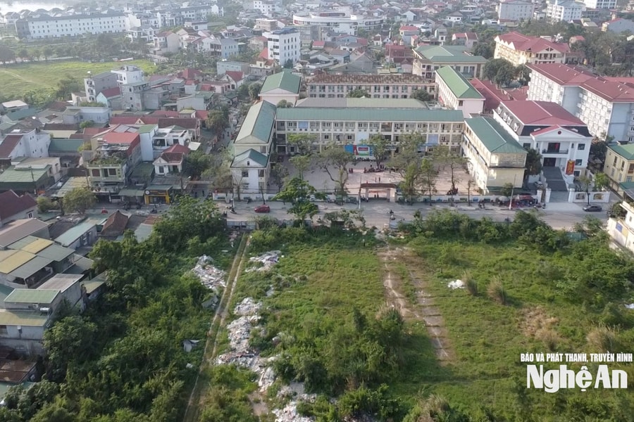Cận cảnh khu đất vàng gần 2 ha giữa lòng Nghệ An trở thành điểm tập kết rác