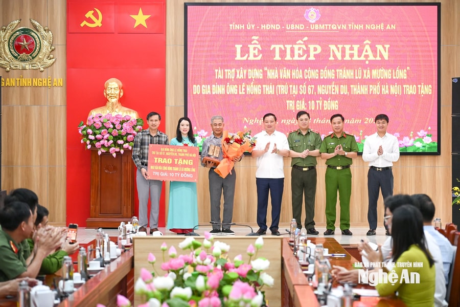 Nghệ An tiếp nhận công trình nhà văn hóa cộng đồng kết hợp tránh lũ