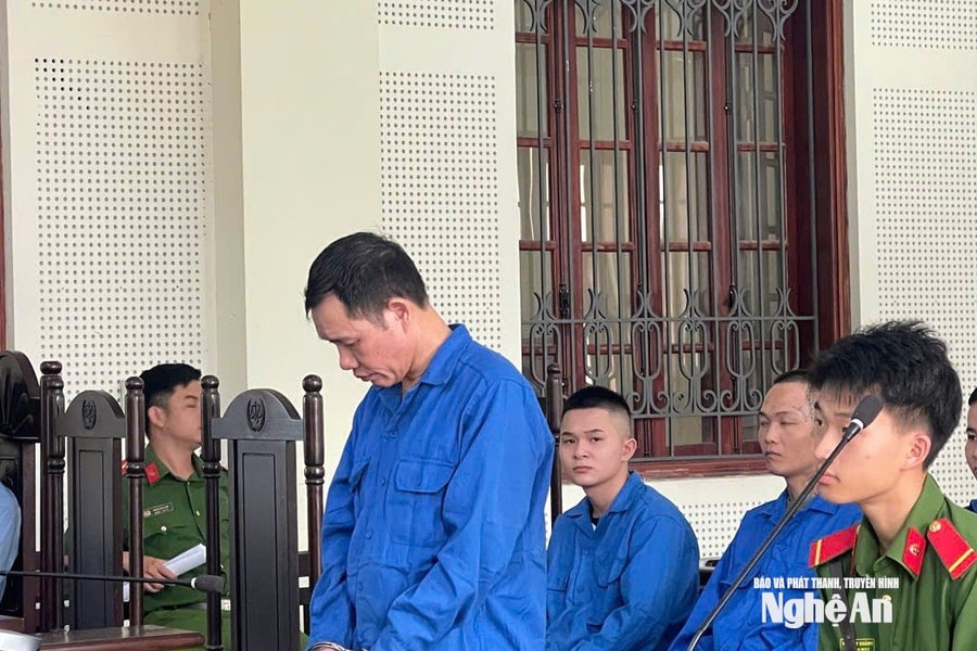 Chém vợ cũ sau lời đe dọa, người đàn ông lĩnh án 11 năm tù