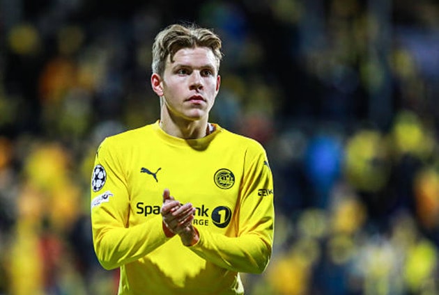 Arsenal và MU tranh giành 'sát thủ' Jens Petter Hauge giá 40 triệu bảng