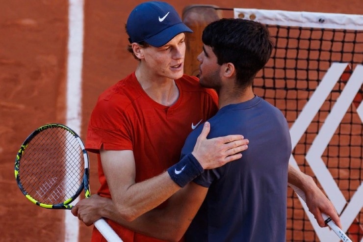 Cuộc đua số 1 ATP mùa đất nện 2026: Jannik Sinner nắm thiên thời, Alcaraz gánh áp lực lớn