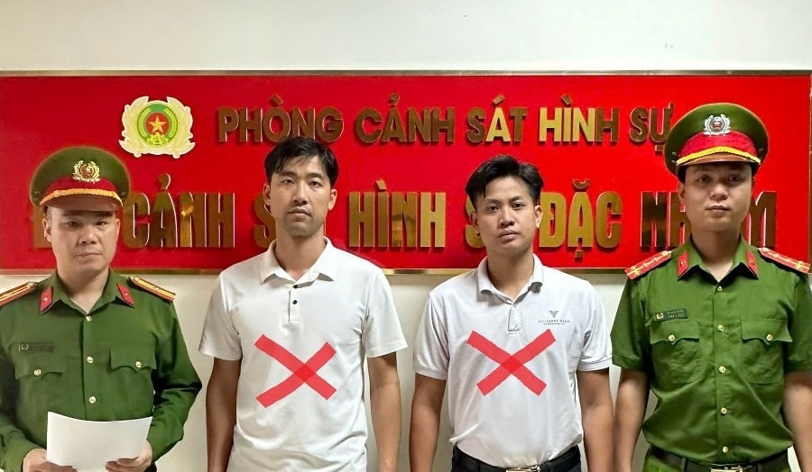 Bắt giám đốc, phó giám đốc công ty truyền thông cưỡng đoạt tài sản