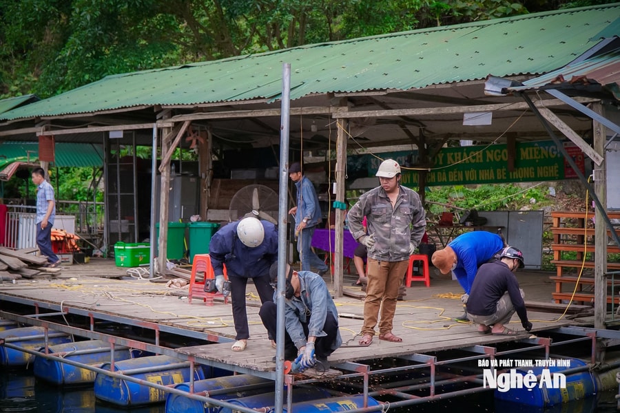 Tháo dỡ các công trình trái phép ở khu du lịch Đập Phà Lài