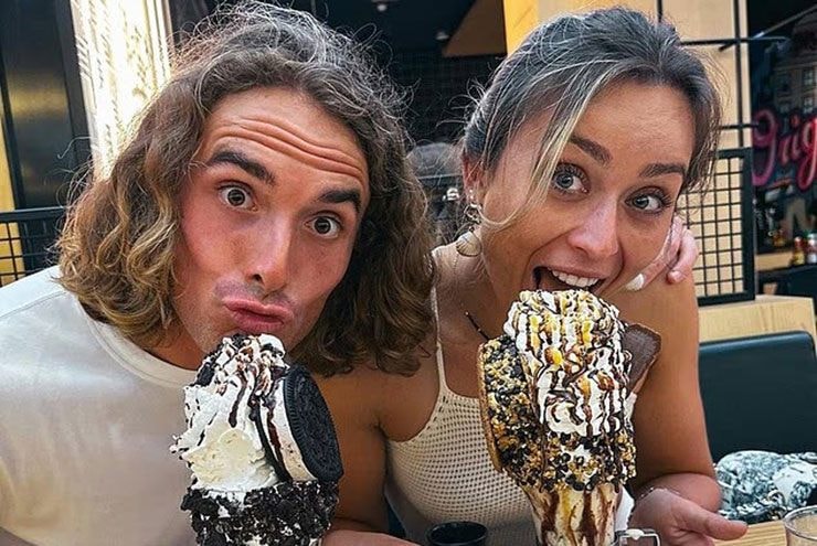 Stefanos Tsitsipas hé lộ lý do chia tay Paula Badosa vì sự cạnh tranh ngầm
