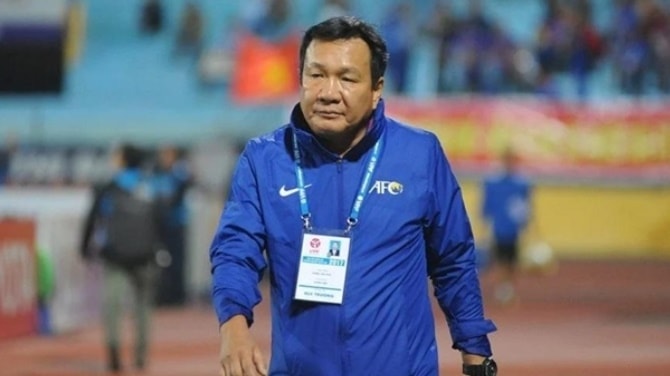 HLV Hoàng Văn Phúc kế nhiệm ông Mai Đức Chung và màn hủy diệt 10-0 của U17 Việt Nam