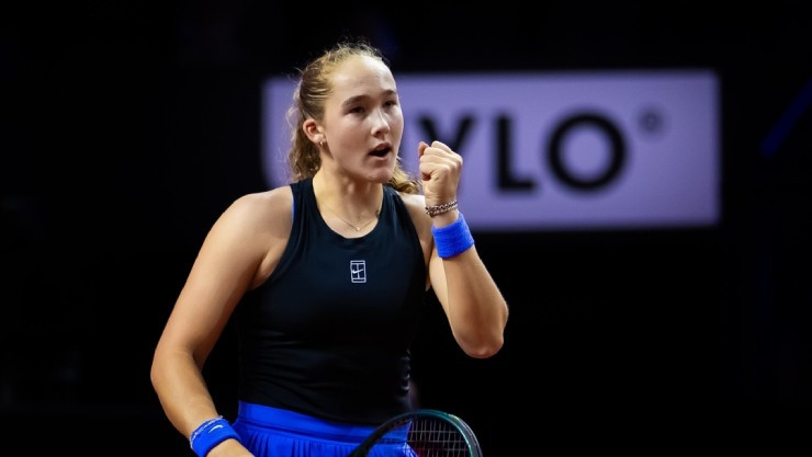 Mirra Andreeva hạ gục Iga Swiatek tại Stuttgart Open: Bản lĩnh của khắc tinh tuổi 18