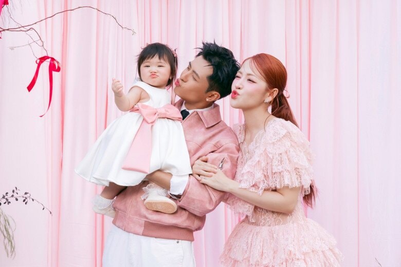 Puka khoe chất giọng cao vút của con gái Anya và nỗi lo hài hước về năng khiếu âm nhạc