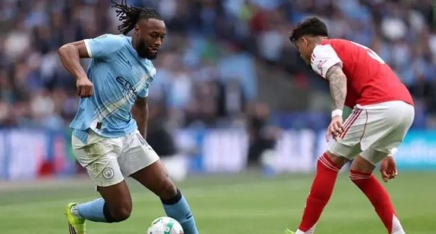 Antoine Semenyo và nỗi hối hận của Arsenal trong cuộc đua vô địch Ngoại hạng Anh