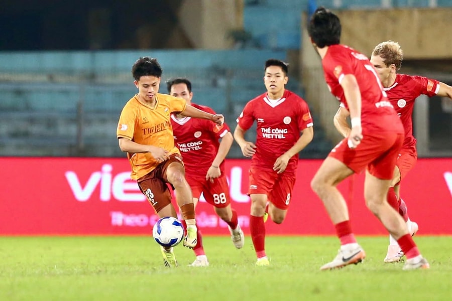 Nata ghi bàn quyết định, Thể Công Viettel đánh bại HAGL để áp sát ngôi đầu V-League