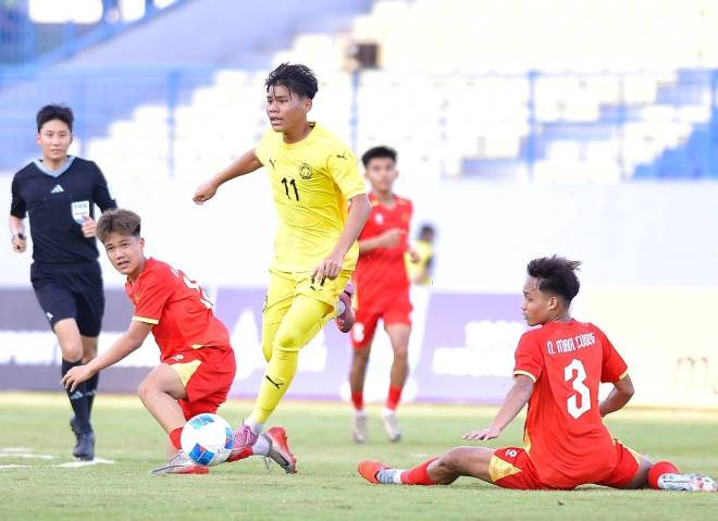 U17 Malaysia "chấp tuổi" trước U17 Việt Nam: Tiết lộ bất ngờ từ HLV Shukor Adan