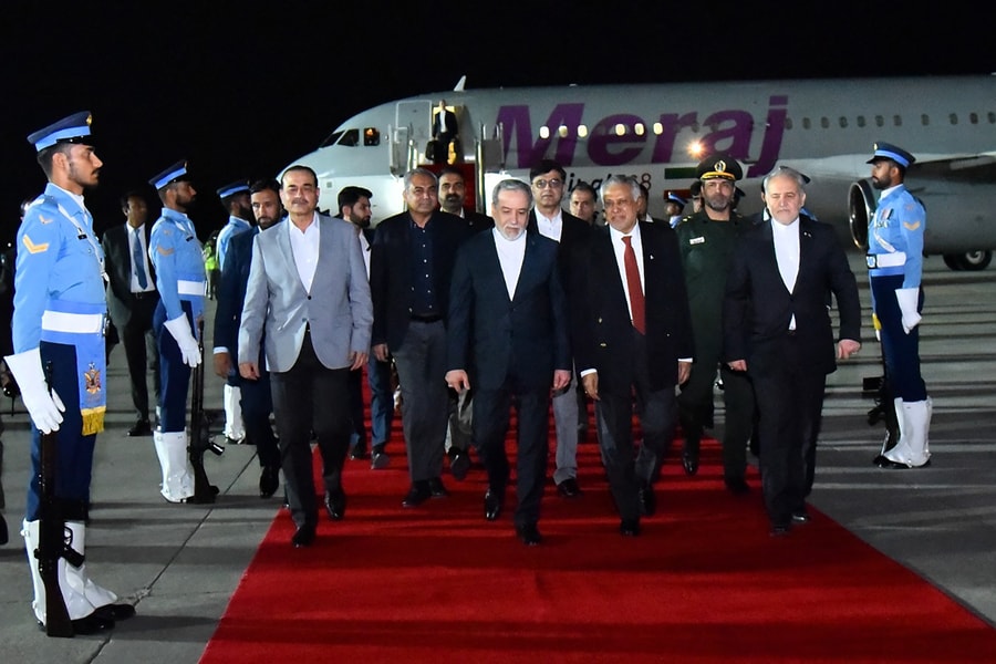 Phái đoàn Mỹ - Iran tới Pakistan: Washington kỳ vọng đàm phán trực tiếp, Tehran lập tức bác bỏ