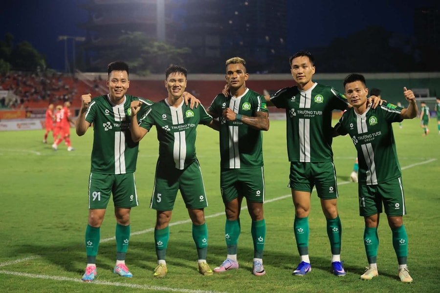 Minh Vương lập đúp kiến tạo, Đồng Nai hạ Quy Nhơn để bứt phá trong cuộc đua vô địch