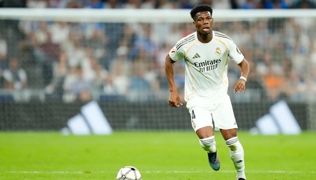 Man Utd chiêu mộ Aurelien Tchouameni: Sức nặng từ lời khuyên của Raphael Varane