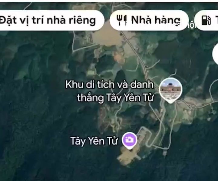 Nghẹt thở giải cứu 2 du khách trong rừng sau cuộc gọi khẩn cấp