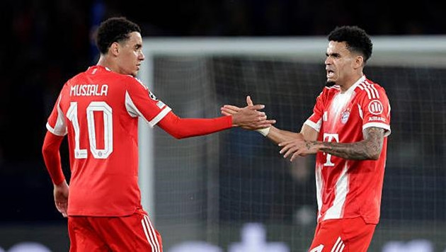 Bayern Munich 4-5 PSG: Khi Hùm xám tự sát bởi những sai lầm cá nhân sơ đẳng