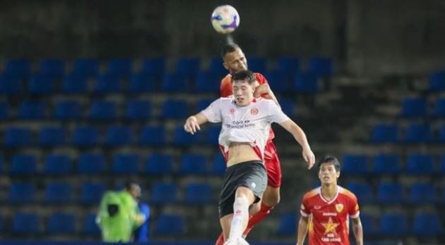 Lee Williams: Tiền đạo 1m90 từ Manchester tỏa sáng và khát vọng cống hiến cho Việt Nam