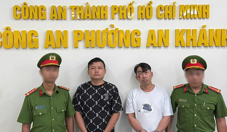 Bắt 2 người ẩu đả vì tiếng còi xe