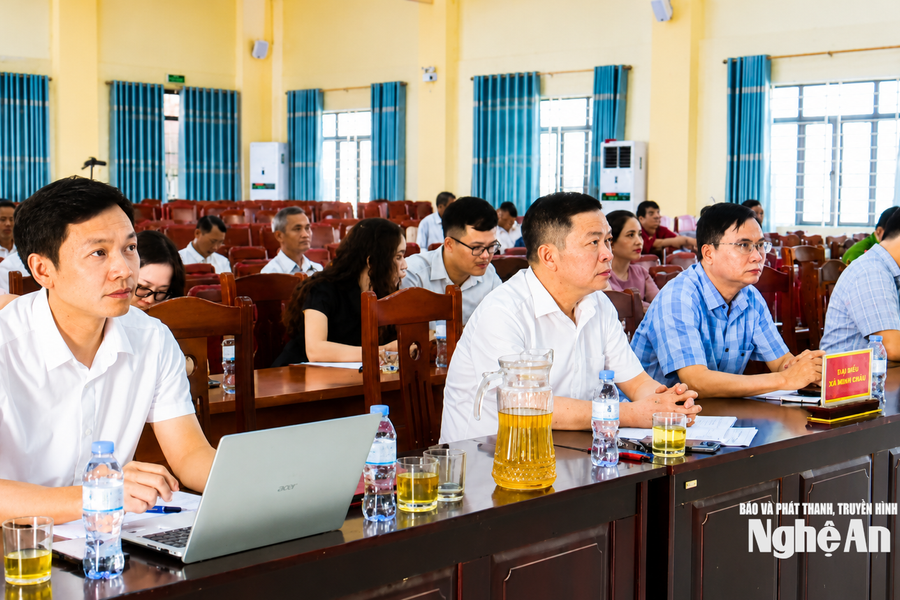 Đoàn Đại biểu Quốc hội tỉnh tiếp xúc cử tri xã Minh Châu