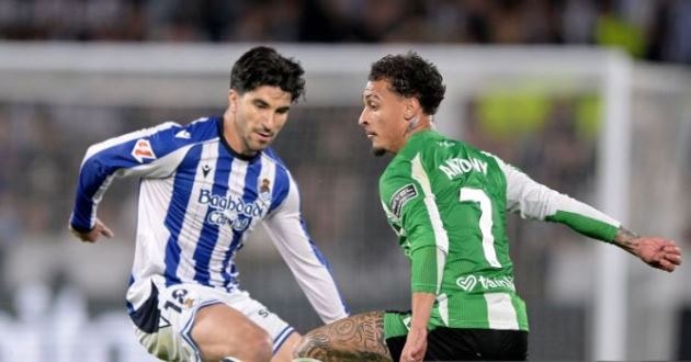 Real Sociedad 2-2 Real Betis: Màn ngược dòng kịch tính tại Anoeta nhờ bản lĩnh Oyarzabal