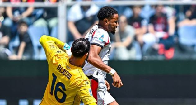 Milan đánh bại Genoa 2-1 củng cố vị trí dự Champions League