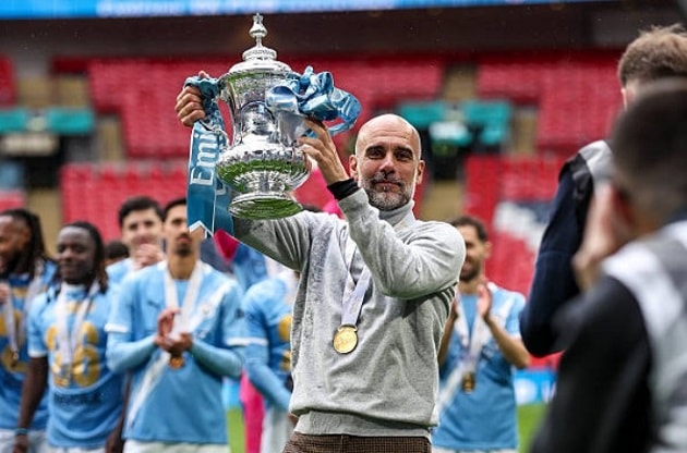 Man City hạ Chelsea tại chung kết FA Cup: Siêu phẩm của Semenyo và kỷ lục của Guardiola