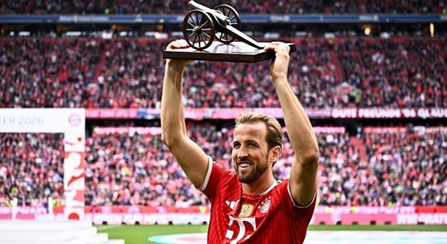 Harry Kane thống trị Bundesliga: Phá vỡ kỷ lục của Lewandowski và Ronaldo sau mùa giải lịch sử