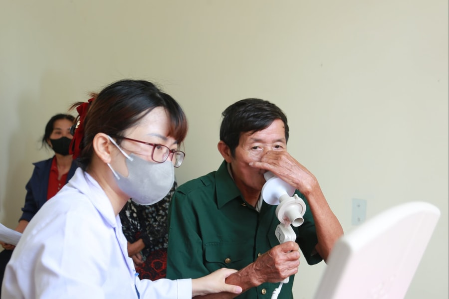 Hơn 26.000 người dân được chăm sóc y tế trong 2 ngày ra quân chiến dịch khám sức khỏe toàn tỉnh