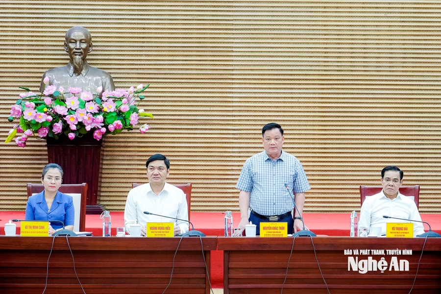 Thường trực Tỉnh ủy làm việc với Ban Thường vụ Đảng ủy UBND tỉnh
