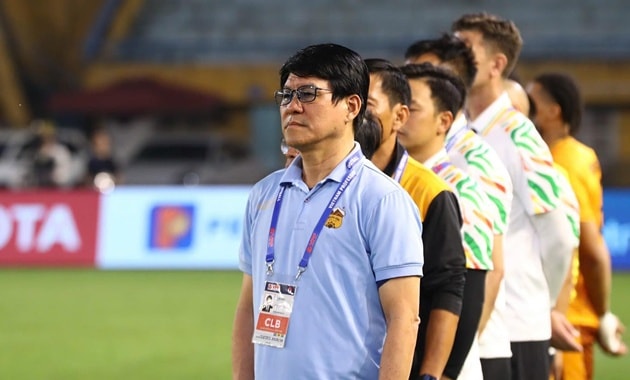Vũ Tiến Thành rời Ninh Bình cứu viện HAGL, Chu Đình Nghiêm cập bến đội bóng cố đô