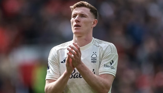 MU và Man City quyết đấu giành Elliot Anderson với mức giá 100 triệu bảng