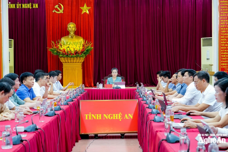 Bế mạc lớp bồi dưỡng nâng cao năng lực xử lý tình huống thực tiễn đối với đội ngũ cán bộ cơ sở