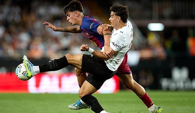 Barcelona gục ngã 1-3 trước Valencia: Cái giá của sự chủ quan và sai lầm hệ thống