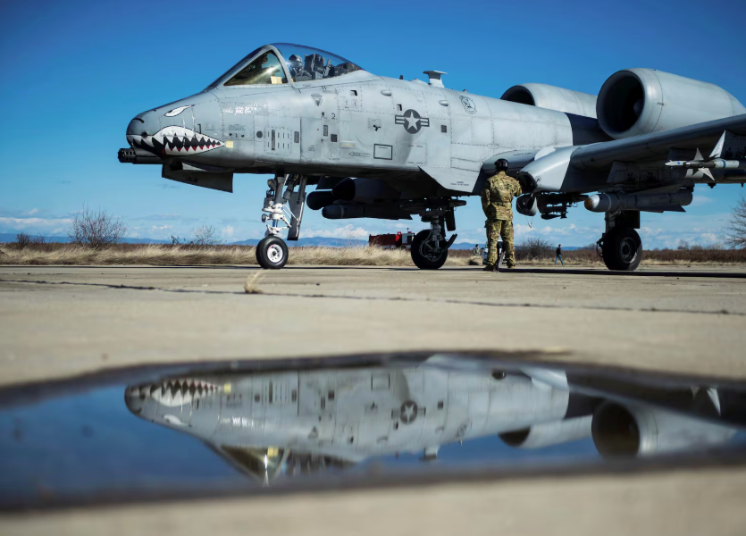 Không quân Mỹ chính thức gia hạn hoạt động máy bay cường kích A-10 Thunderbolt II đến năm 2030