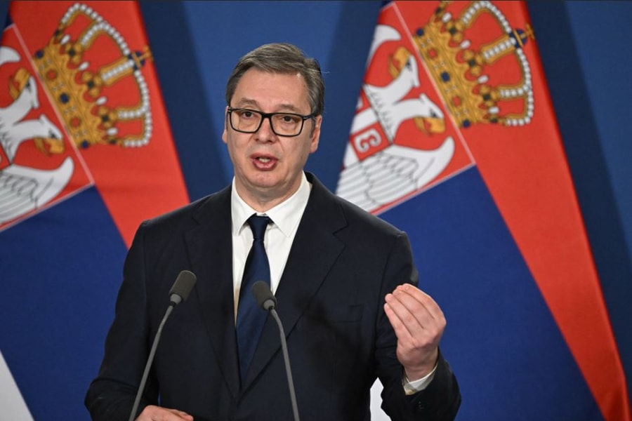 Tổng thống Serbia Vucic đề cập khả năng từ chức sớm