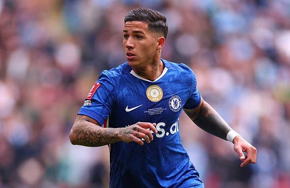 Chelsea định giá Enzo Fernandez 120 triệu bảng, Xabi Alonso muốn đưa Florian Wirtz về London