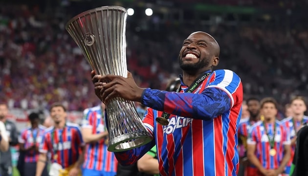 Jean-Philippe Mateta ghi bàn quyết định đưa Crystal Palace vô địch Conference League