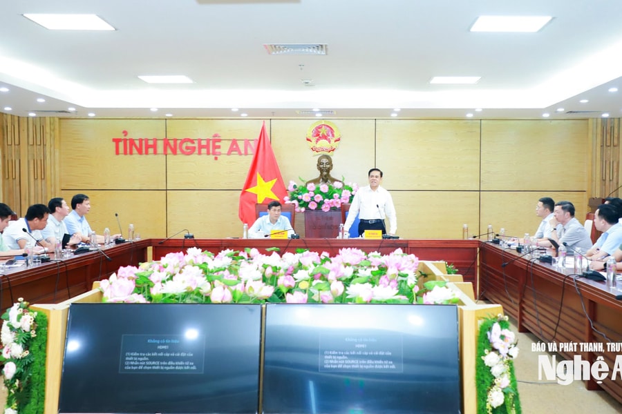 Chủ tịch UBND tỉnh Nghệ An yêu cầu 'dồn sức, dồn lực' xây dựng trường phổ thông nội trú liên cấp vùng biên