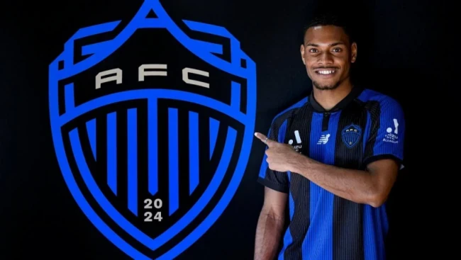 Hà Nội FC chiêu mộ trung vệ Daniel Hall: Lá chắn thép từ A-League cập bến V-League