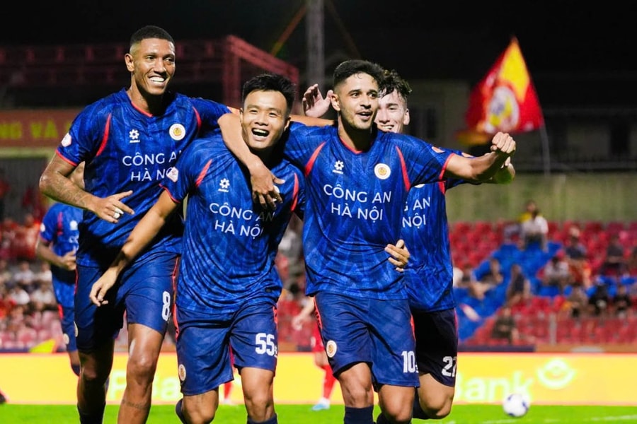 CAHN đối đầu Becamex TPHCM: Mở tiệc vinh quang tại thánh địa Hàng Đẫy