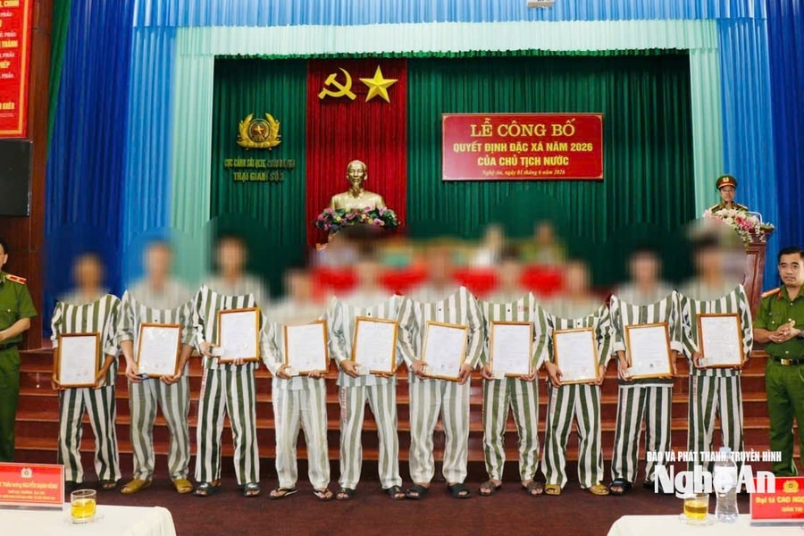 Nghệ An công bố quyết định đặc xá cho 334 phạm nhân