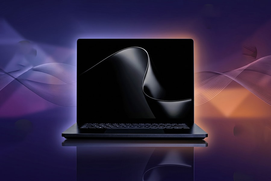 Microsoft Surface Laptop Ultra: Đột phá với chip NVIDIA RTX Spark và màn hình mini-LED 2000 nits