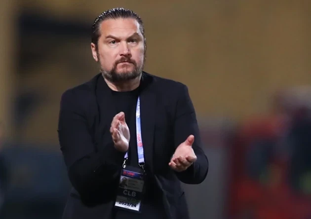 HLV Velizar Popov tuyên bố rời V-League vĩnh viễn sau trận hòa của Thể Công Viettel