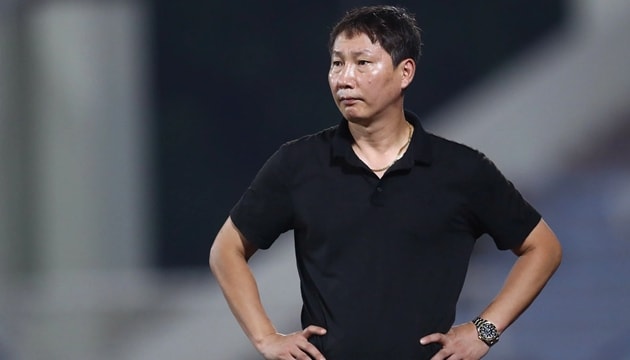 HLV Kim Sang-sik thiết lập kỷ luật thép tại ĐT Việt Nam: Xóa bỏ hào quang cũ