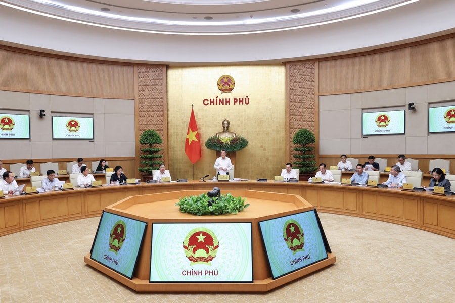 Thủ tướng Lê Minh Hưng chủ trì phiên họp Chính phủ thường kỳ tháng 5/2026