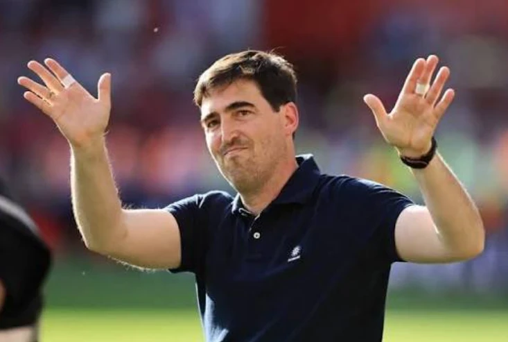 Liverpool sẵn sàng đại tu toàn diện dưới triều đại Andoni Iraola