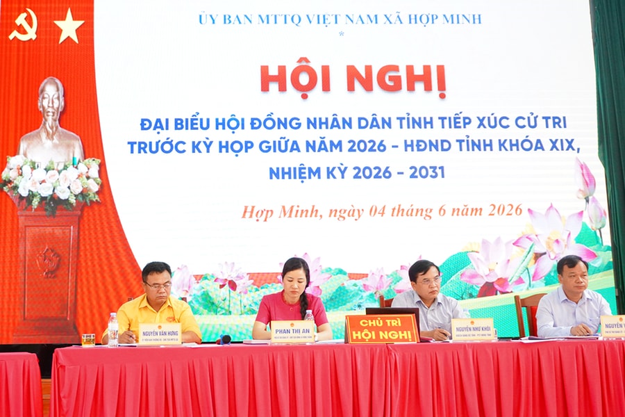 Phó Chủ tịch HĐND tỉnh Nguyễn Như Khôi tiếp xúc cử tri tại xã Hợp Minh