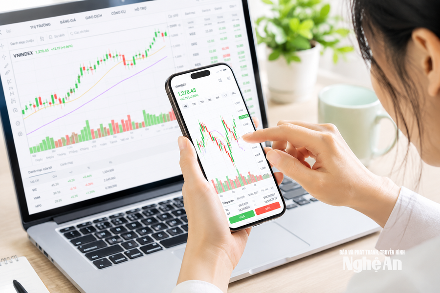 Cổ phiếu PLX bất ngờ tăng trần giữa lúc thị trường rung lắc