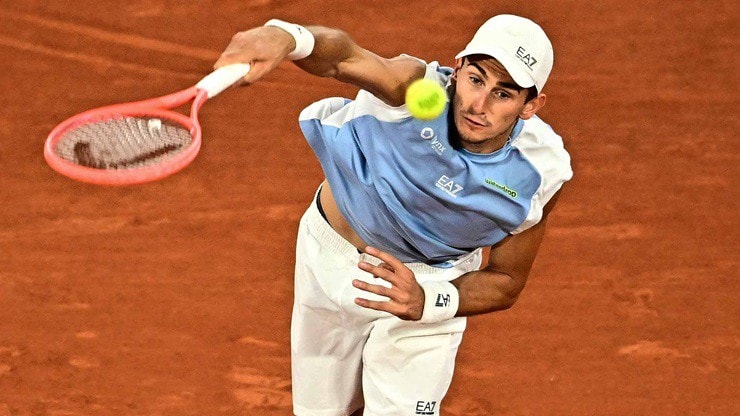 Matteo Arnaldi lần đầu vào bán kết Roland Garros sau cú sốc chấn thương của Berrettini