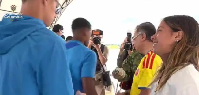 James Rodriguez gây tranh cãi khi phớt lờ con gái Tổng thống Colombia trước thềm World Cup 2026
